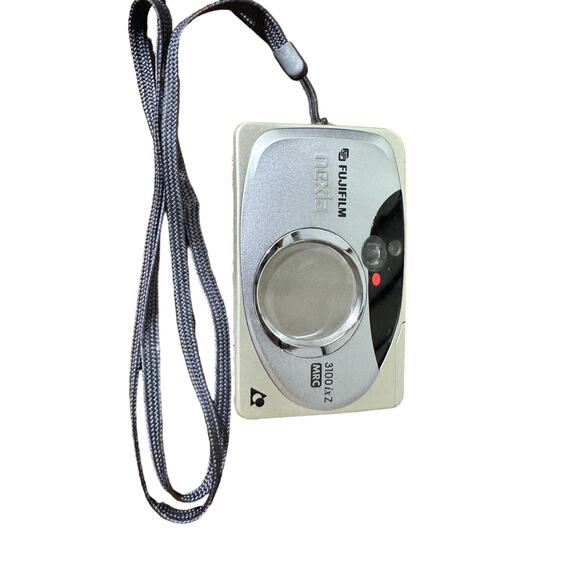 Fujifilm Nexia 3100ix Z 35mm Point & Shoot Film Camera (UNTESTED) - Picture 3 of 6